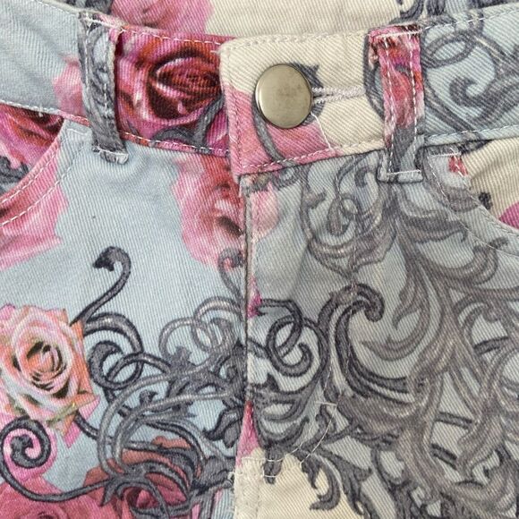 H&M Conscious Collection Roses Shorts - Picture 8 of 14